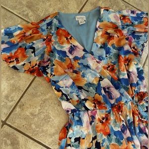 Women’s flowy dress